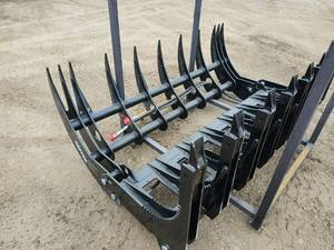 lot 7017 image: Captok Skid Steer Grapple  CK-CLG72