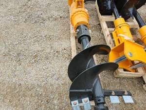 lot 7058 image: Captok Excavator Auger  Fits CAT305