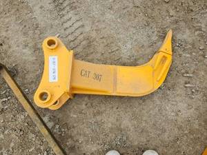 lot 7078 image: Captok Ripper  Fits CAT307