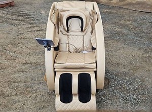 lot 7225 image: Unused SKLP Massage Chair  Model SK-S13