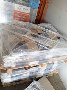lot 51002 image: Pallet Of Miscellaneous Tile