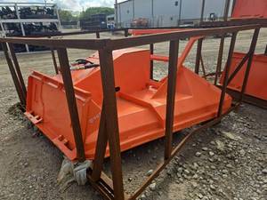 lot 606 image: Topcat 72 Disc Mulcher Skid Steer Attachment  SSDFM60