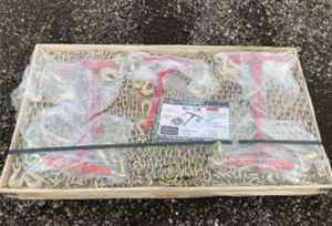 lot 2486 image: Unused LandHonor 9200 lb Ratchet Binders with G70 Chains  LHR-RC9200