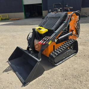 lot 2650 image: Unused LandHonor Mini Skid Steer Loader  LHR-HT380Q1