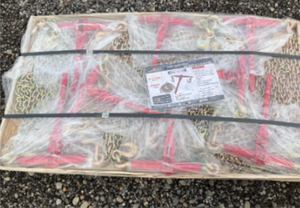 lot 2673 image: Unused LandHonor 5400lb Ratchet Load Binders with G70  Chains  LHR-RC5400