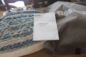 lot 4846 image: Bestway Twin Air Mattress and More