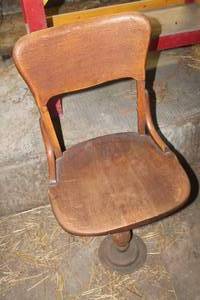 lot 4752 image: Antique Wood Diner Chair
