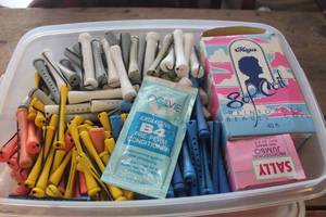 lot 4766 image: Rubbermaid wPerm Rods and More