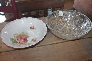 lot 4789 image: Lg. Vintage Cut Glass Serving Bowl & More