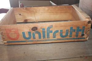 lot 4807 image: Vintage Wood Grape Crate