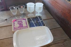 lot 4811 image: Vintage Dutch Cookie Cutters & More