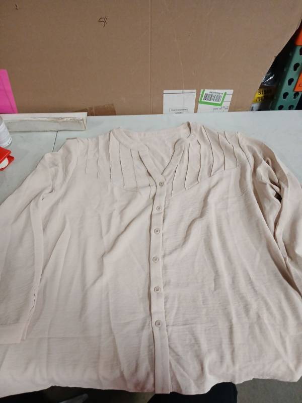 lot 52141 image: Cream Cotton Button Down Pleated Blouse-3XL