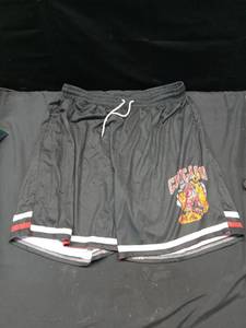 lot 4478 image: Chicago Bulls Basketball Shorts 5XL - Retail $16