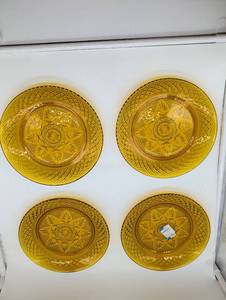 Amber Glass Plates with Star Pattern Set of 4