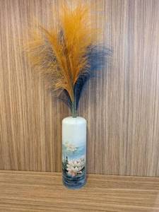 lot 714242 image: Water lily Painted Ceramic Cylindrical Vase with Water Lily Design