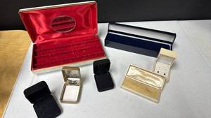 lot 262 image: Mixed Empty Jewelry Boxes  Storage Cases