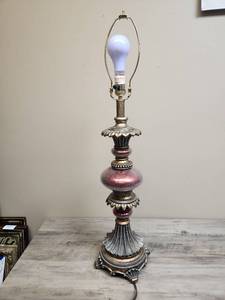 lot 192 image: Decorative Table Lamp with Red Glass Base, tested works.
