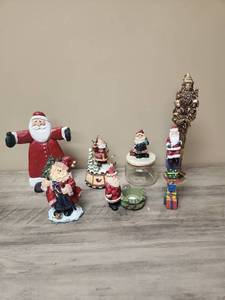 lot 403 image: Christmas Santa Claus Figurine Collection Mixed Lot