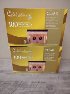 lot 428 image: Celebrations Gold 100 Count Heavy Duty Clear Icicle Light Set