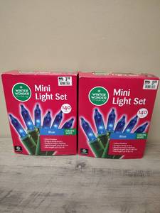 lot 429 image: Winter Wonder Lane Mini Christmas Light Set 140 Blue Lights Green Wire - 2 Pack