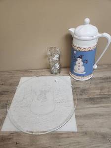 lot 495 image: Winter Holiday Snowman Coffee Carafe, Angel Drinking Glass and Glass Serving Plate Set