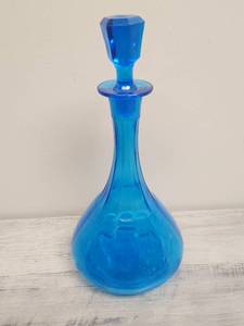 lot 571 image: Vintage Blue Glass Decanter with Stopper