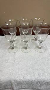 lot 708 image: Set of 6 Clear Glass Wine Glasses with Twisted Stems