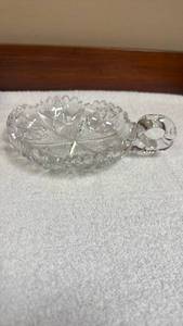 lot 730 image: Cut Crystal Glass Bowl with Handle