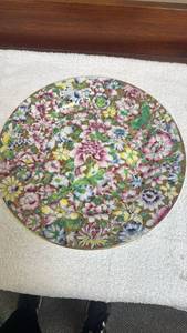 lot 740 image: Chinese Porcelain Millefleur Plate