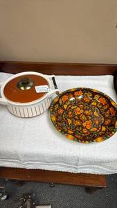 lot 759 image: Rare Vintage Nasco Del Coronado Orange Cream Casserole Dish with Brass Knob Lid (see $$ comps online) and Decorative Enamel Metal Floral Plate