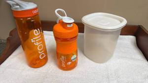 lot 772 image: Profile Water Bottles and Storage Container Set