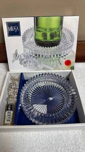 lot 806 image: Mikasa Crystal Glass Coaster and Wine Stopper  (Coaster could be used as an ashtray)