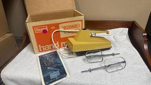 lot 828 image: Sears Hand Mixer Model 82862 with Original Box and Beaters - tested, works