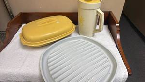 lot 848 image: Tupperware Thermal Pitcher and storage container with removable divider tray and a Nordic Ware Microwave Bacon Plate