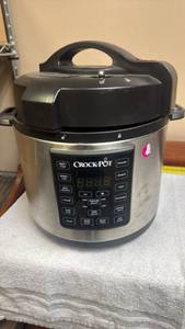 lot 855 image: Crock-Pot Express Multi-Cooker Electric Pressure Cooker (missing a knob on the top)