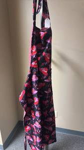 lot 873 image: Red Hat Society Kitchen Apron with Hat Print Pattern