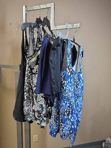lot 1101 image: SZ 18 and XXL swimwear