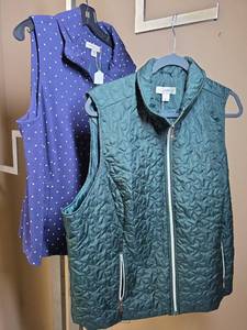 lot 1152 image: Two Womens size 1X vests from Coldwater Creek and CJ Banks