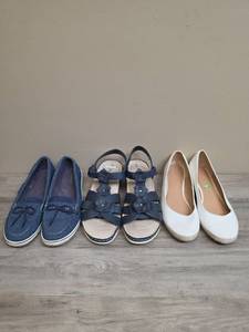 lot 1160 image: Womens size 11 shoes