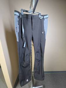 lot 1177 image: Adult size Medium insulated pants