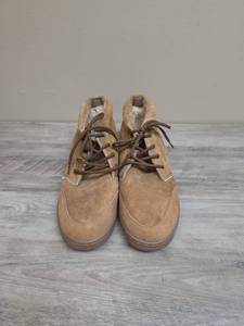 lot 1186 image: Mens Sz 13 UGG wool lined shoes