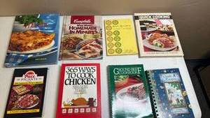 lot 1350 image: Collection of Cookbook Recipe Books Mixed Lot