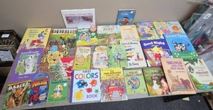 lot 1358 image: Large lot of kids books. Toddler through early elementary