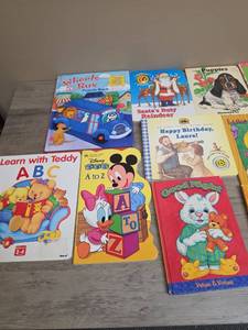 lot 1361 image: Large lot of toddler board books