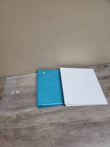 lot 1412 image: Three Ring Binder and Document Folder Set
