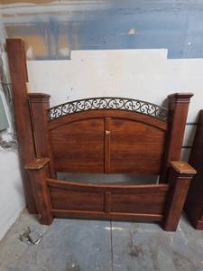 lot 20 image: Wood Laminate Full Size Poster Bed Frame with Metal Scrollwork headboard, includes Footboard and side rails. See desc for condition notes and measurements