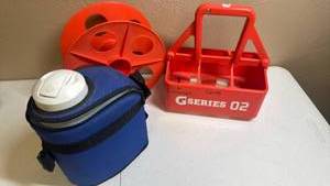 lot 1602 image: Gatorade Series 02 Sports Bottle Carrier Set with Arctic Zone insulated Water Bottle and Hose Reel
