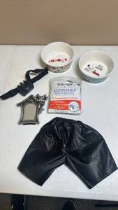 lot 1615 image: Dog Accessories Bundle with Snoopy Bowls and Training Equipment
