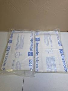 lot 1202 image: Medlibe Ultrasorbs Advanced 300 Medical Underpads - qty 10, new in package