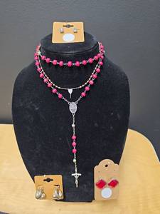 lot 211 image: Religious Rosary Necklace and Fashion Earrings Jewelry Set